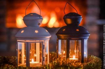 Beleuchtete Metall Laterne im Garten